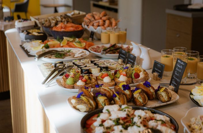 Brunch – 6 mins